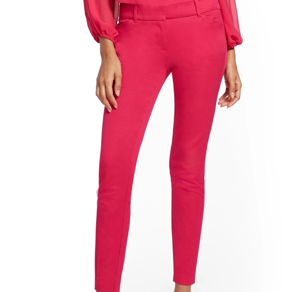 New York & Company Fuchsia Skinny Pants